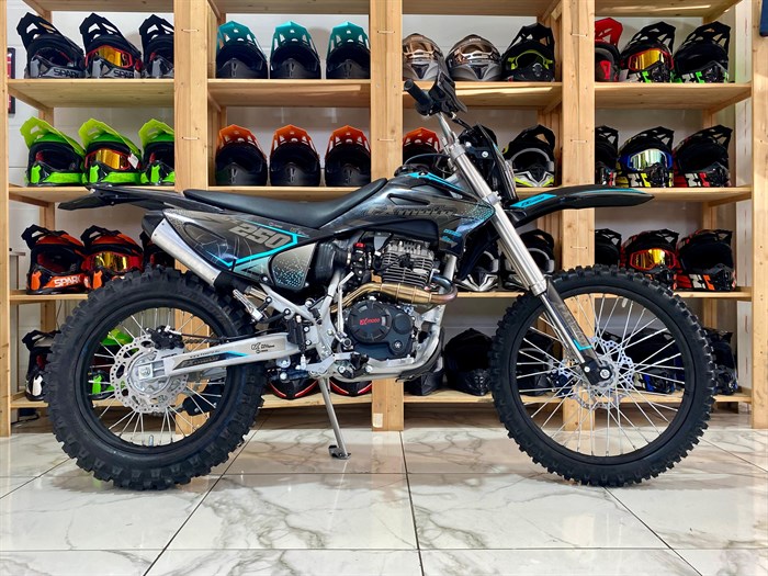 Мотоцикл эндуро FX MOTO YZ-250 (чёрно-синий) d3CGLckFhUDF2ZdPD283Q0 - фото 16789