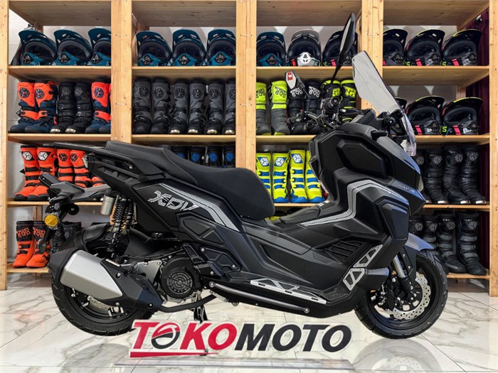 Скутер Regulmoto XDV TRAVELER (LJ-1) (Черный, , 125002-2) jmIQ3QeyjGxqiihODjy1y0 - фото 24910
