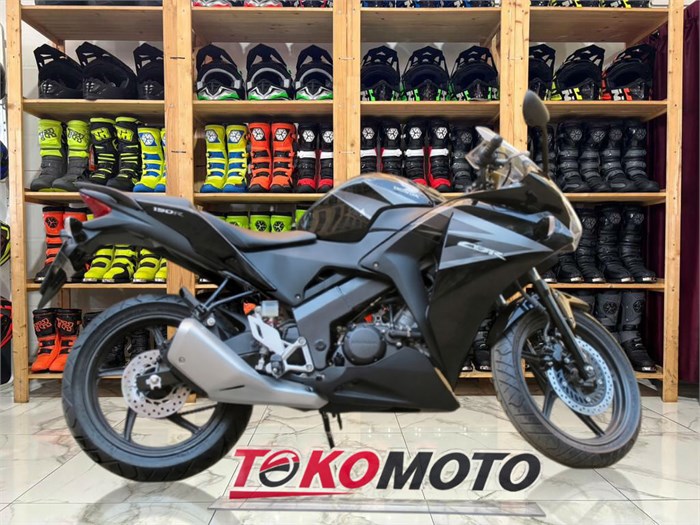 Мотоцикл MotoLand CBR 150 (TD150-33C) fIDKaMpTh0a6vhdr_zwfT3