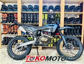 {{productViewItem.photos[photoViewList.activeNavIndex].Alt || productViewItem.photos[photoViewList.activeNavIndex].Description || 'Мотоцикл Regulmoto Sport-003 PR PRO 300 (4 valves) 6 передач (Черный/синий)(тм)'}}