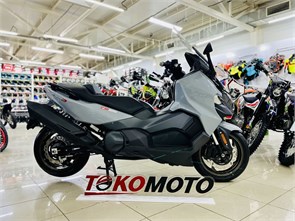 {{photo.Alt || photo.Description || 'Максискутер SYM MAXSYM TL 500 серый'}}