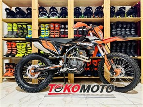 {{photo.Alt || photo.Description || 'Мотоцикл эндуро ZUUMAV A7 /чёрный'}}