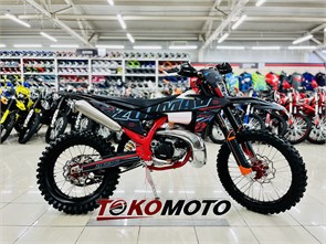 {{photo.Alt || photo.Description || 'Мотоцикл эндуро ZUUMAV K9 MT300  2T (чёрно-красный)'}}