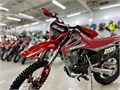 Мотоцикл эндуро FX MOTO YZ-250 (красно-чёрный) 9jngIzHXg2Qq-XvDlw-WM0 - фото 21811