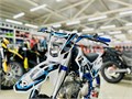 Питбайк ROCKOT HI-TECH 125 Comandante 2.0 (механ. сцепл., эл. стартер, 17/14) 00000441605