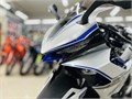 Мотоцикл ZONTES ZT703-RR (4T ZT370MU EFI) 17/17 ПТС (серебристый/синий)(тм) jbTfsImqj5Twt4ZaxQnLT3