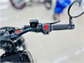 Мотоцикл дорожный ROCKOT SCRAMBLER (черный глянцевый) RM000443703