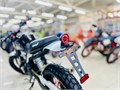 Мотоцикл дорожный ROCKOT SCRAMBLER (черный глянцевый) RM000443703